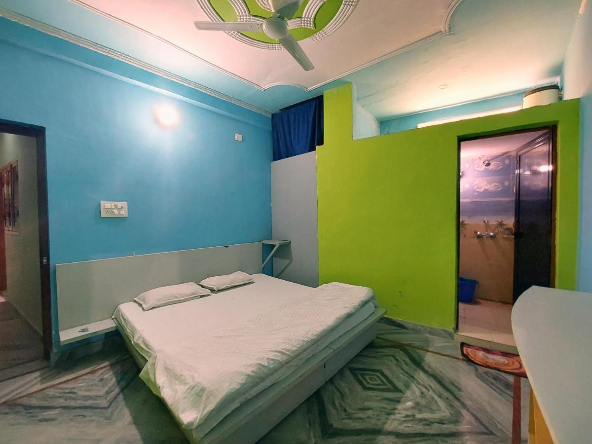 Landlopers Hostel Rishikesh Exterior photo